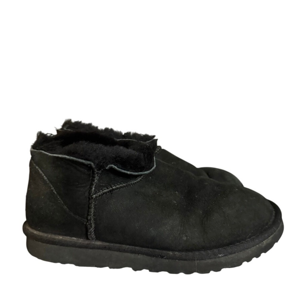 UGG Australia Classic Ultra Mini Black Suede Shearling Ankle Boots Womens
